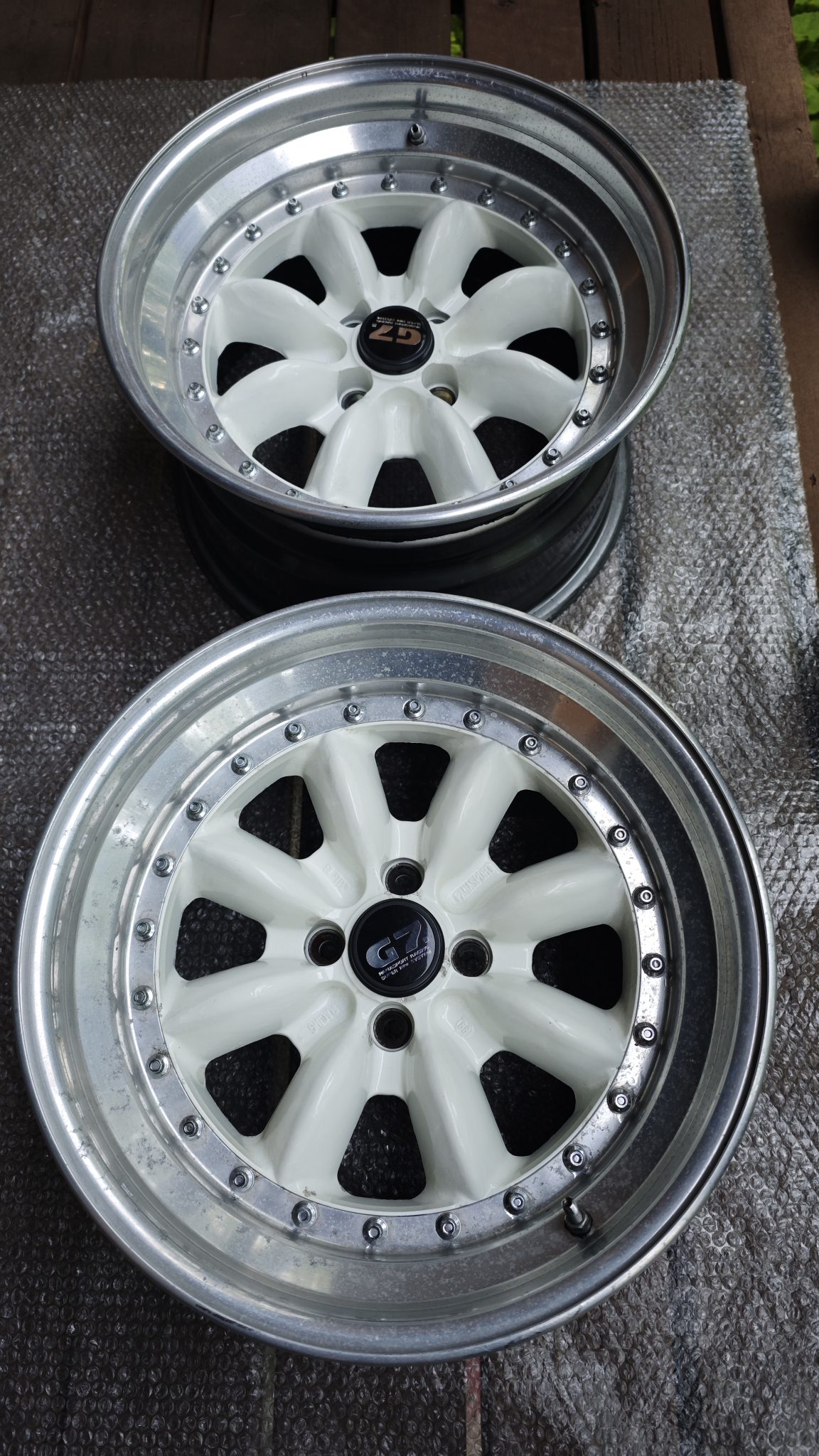 15×7″ and 16×9″ Panasport G7 C8R Wheels for Renault R5 Turbo - Image 3