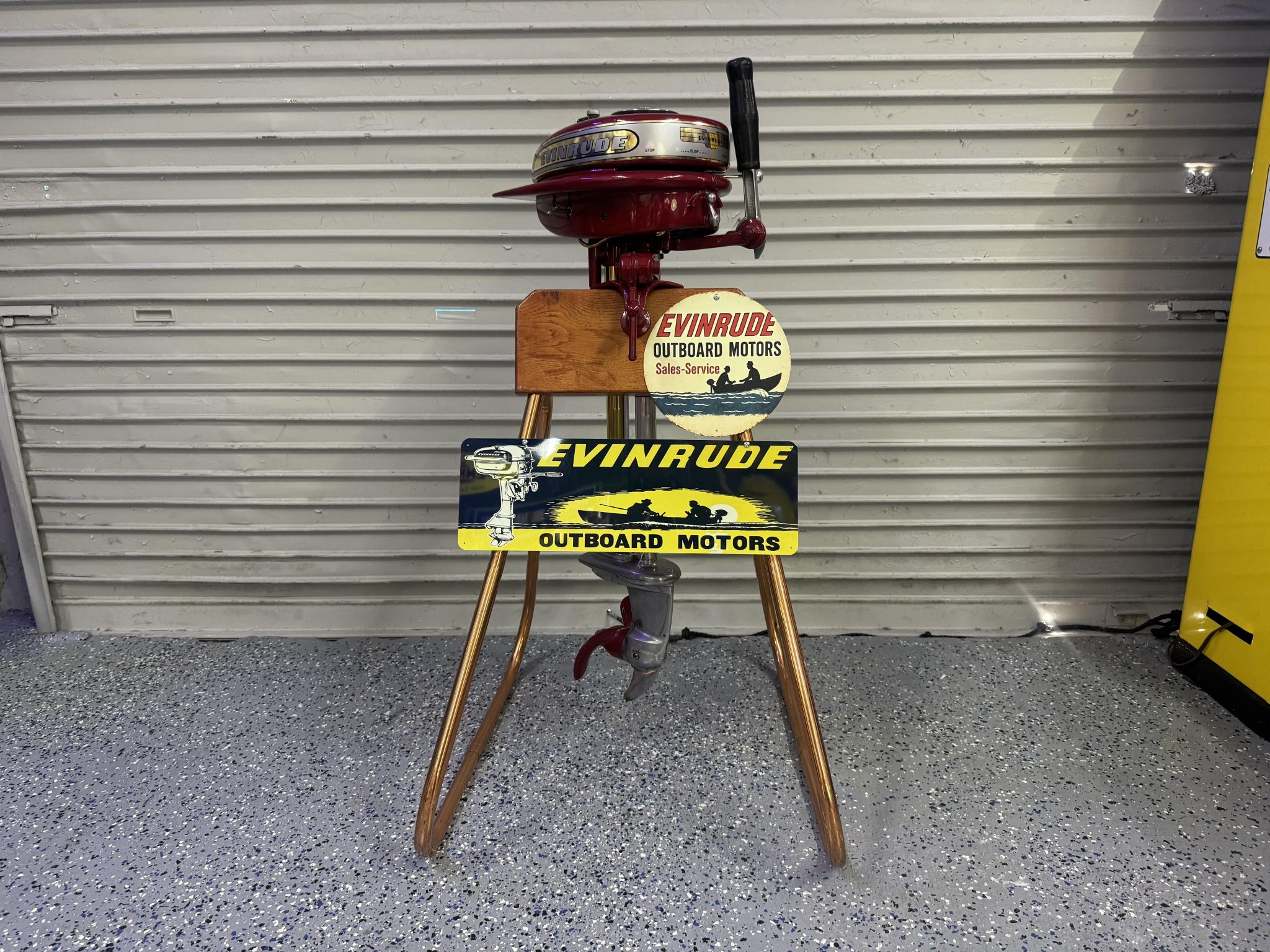 1937 Evinrude Sportsman Outboard - Image 2