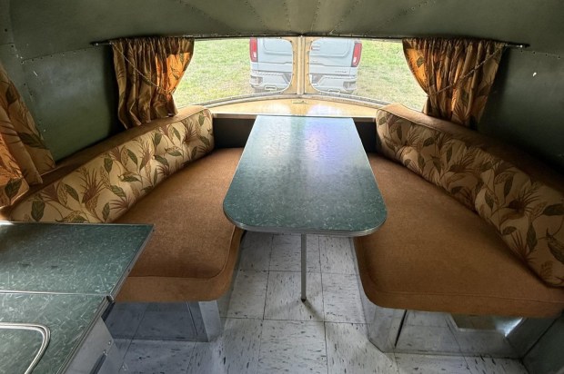 1950 Silver Streak Clipper Camper - Image 6