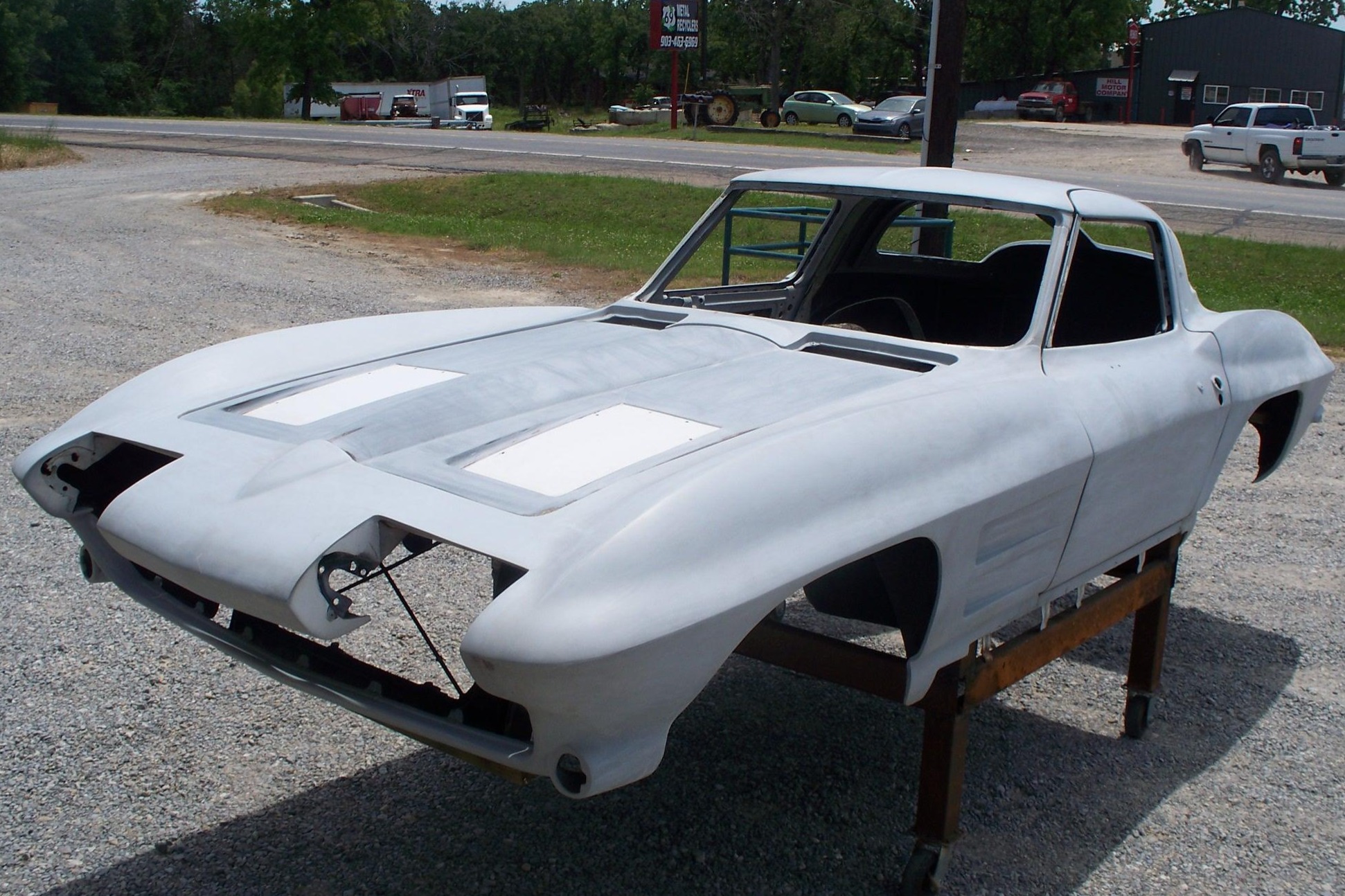 1963 Chevrolet Corvette Split-Window Coupe Body Shell
