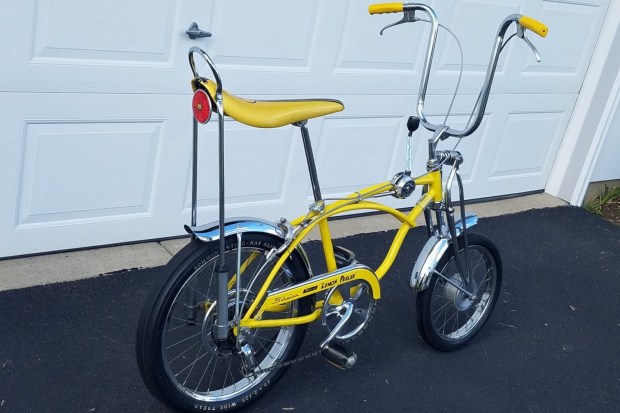 1971 Schwinn Sting-Ray Lemon Peeler Krate Bicycle - Image 5