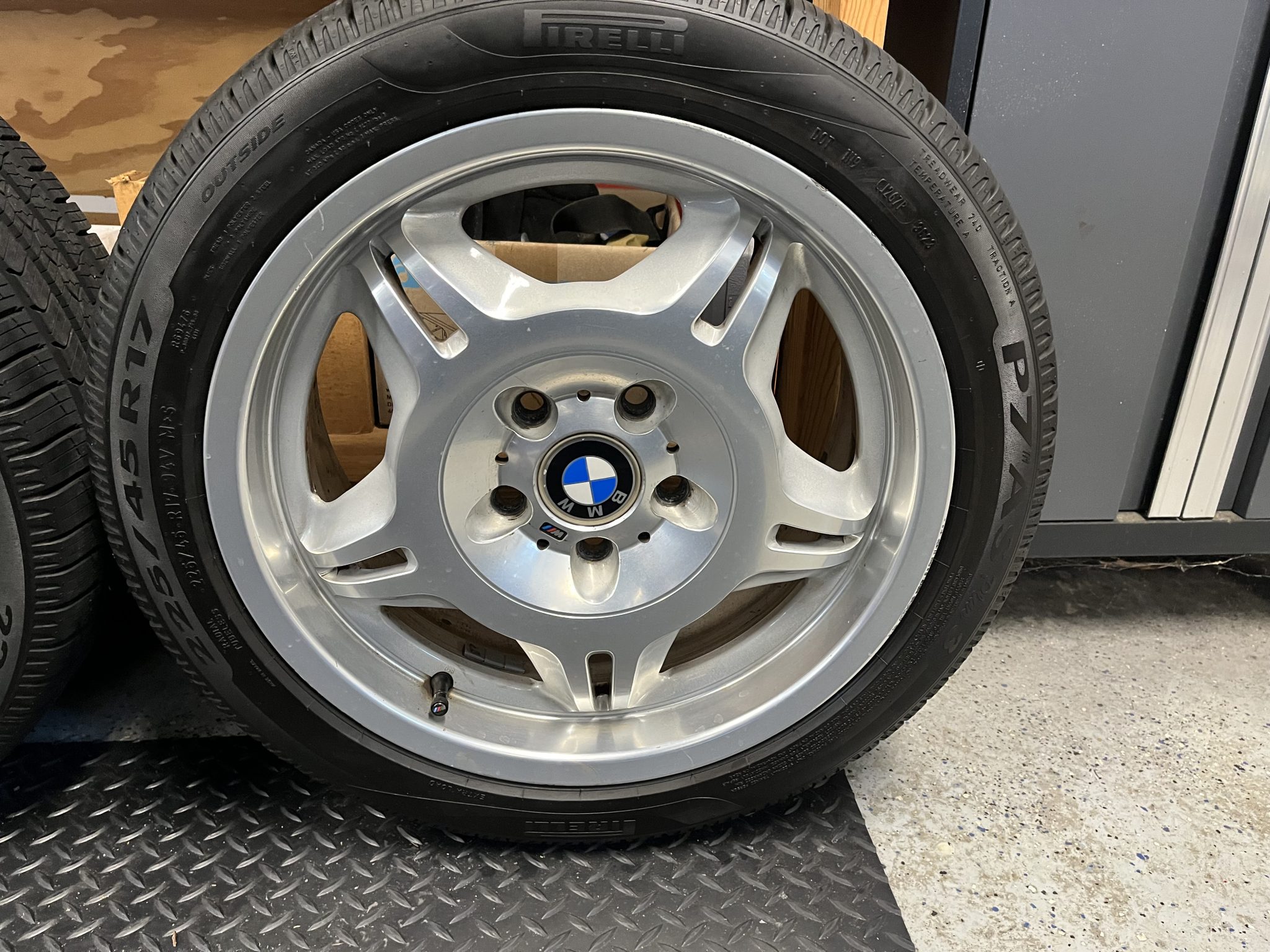 17×7.5″ BMW Style 24 Forged M Double Spoke Wheels - Image 6