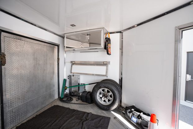 2012 JIMGLO Enclosed Trailer - Image 2