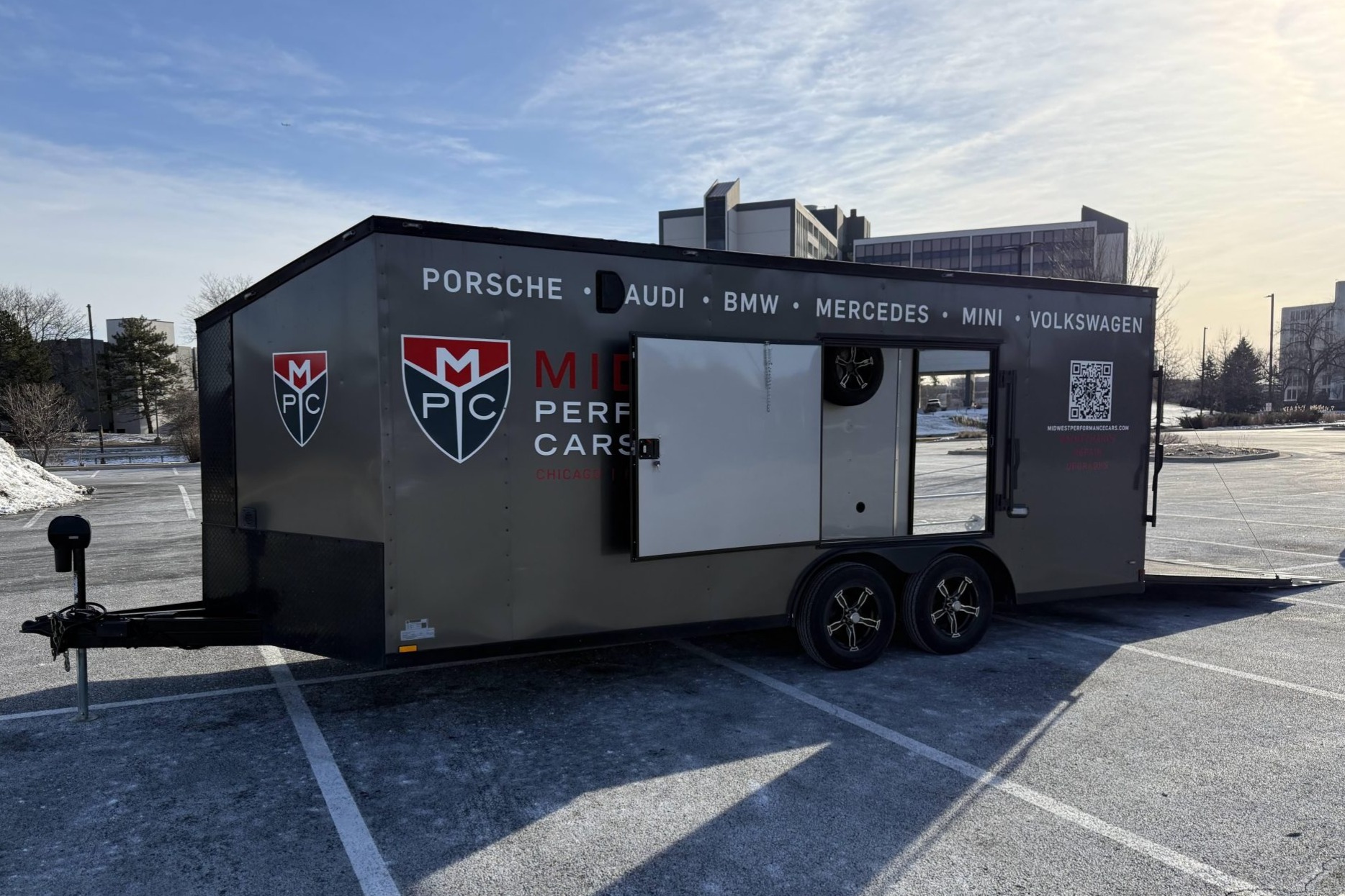 2023 Anvil 18′ Enclosed Trailer
