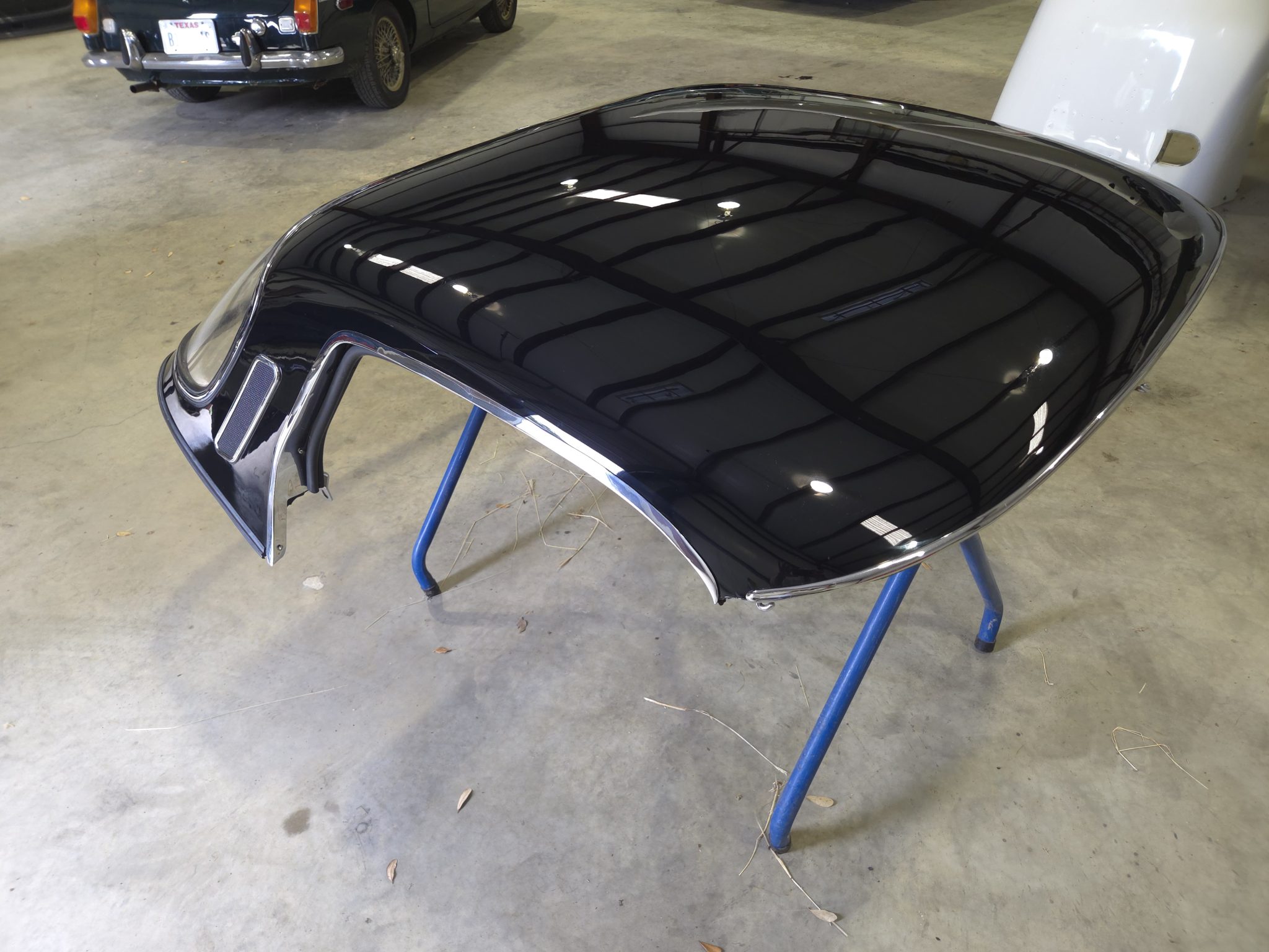Jaguar E-Type Series III Removable Hardtop - Image 4