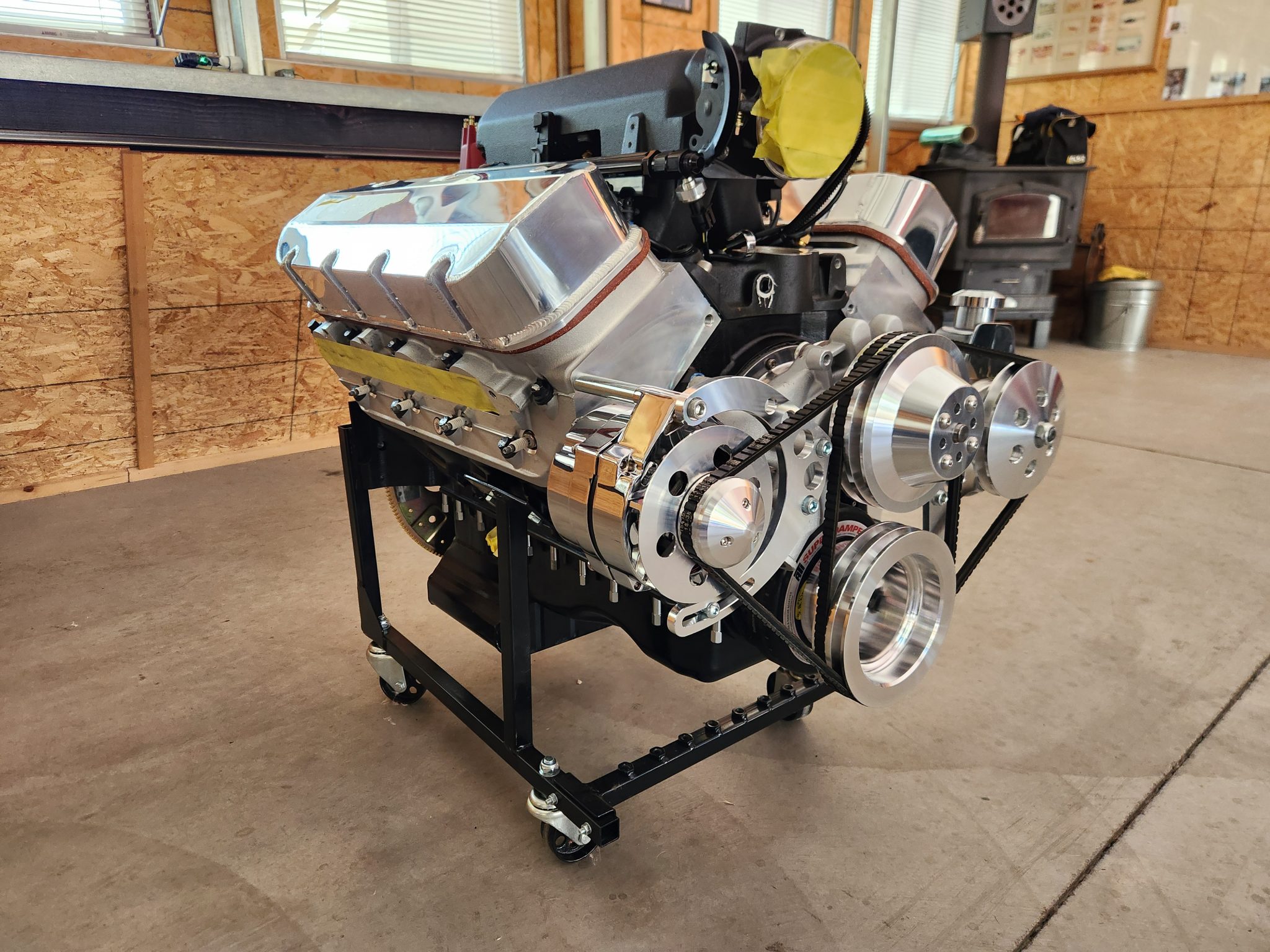 Fuel-Injected 572ci Big-Block Chevrolet V8 Engine - Image 4