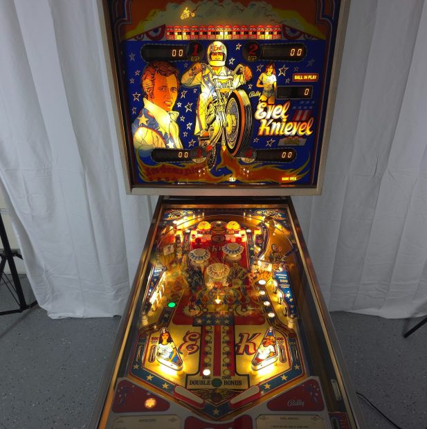 Bally Evel Knievel Pinball Machine - Image 4