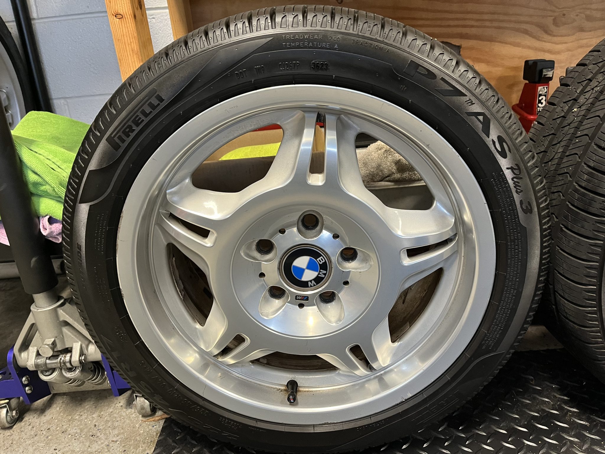17×7.5″ BMW Style 24 Forged M Double Spoke Wheels - Image 5