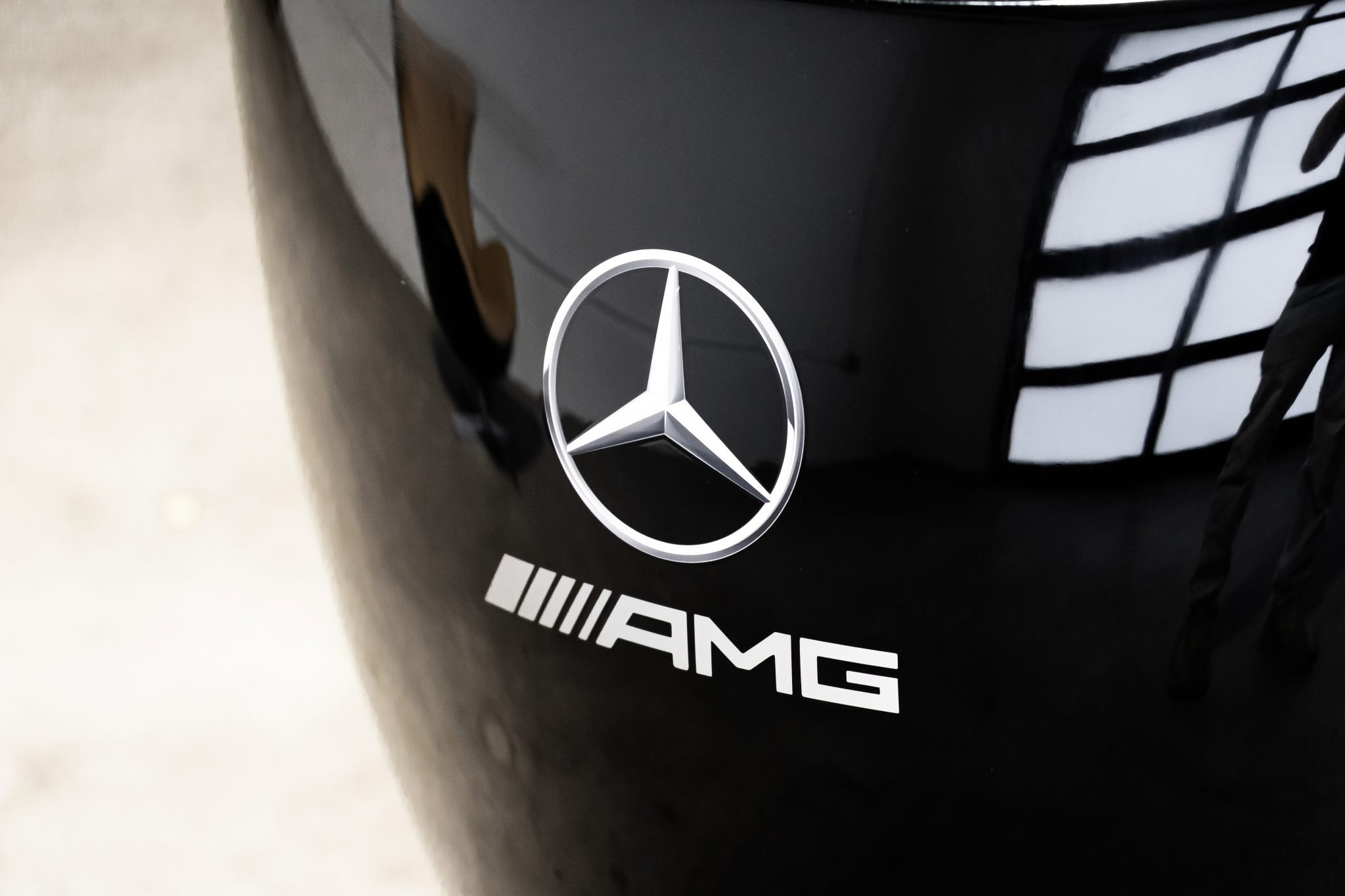 Mercedes-Benz AMG–Livery Chair - Image 3