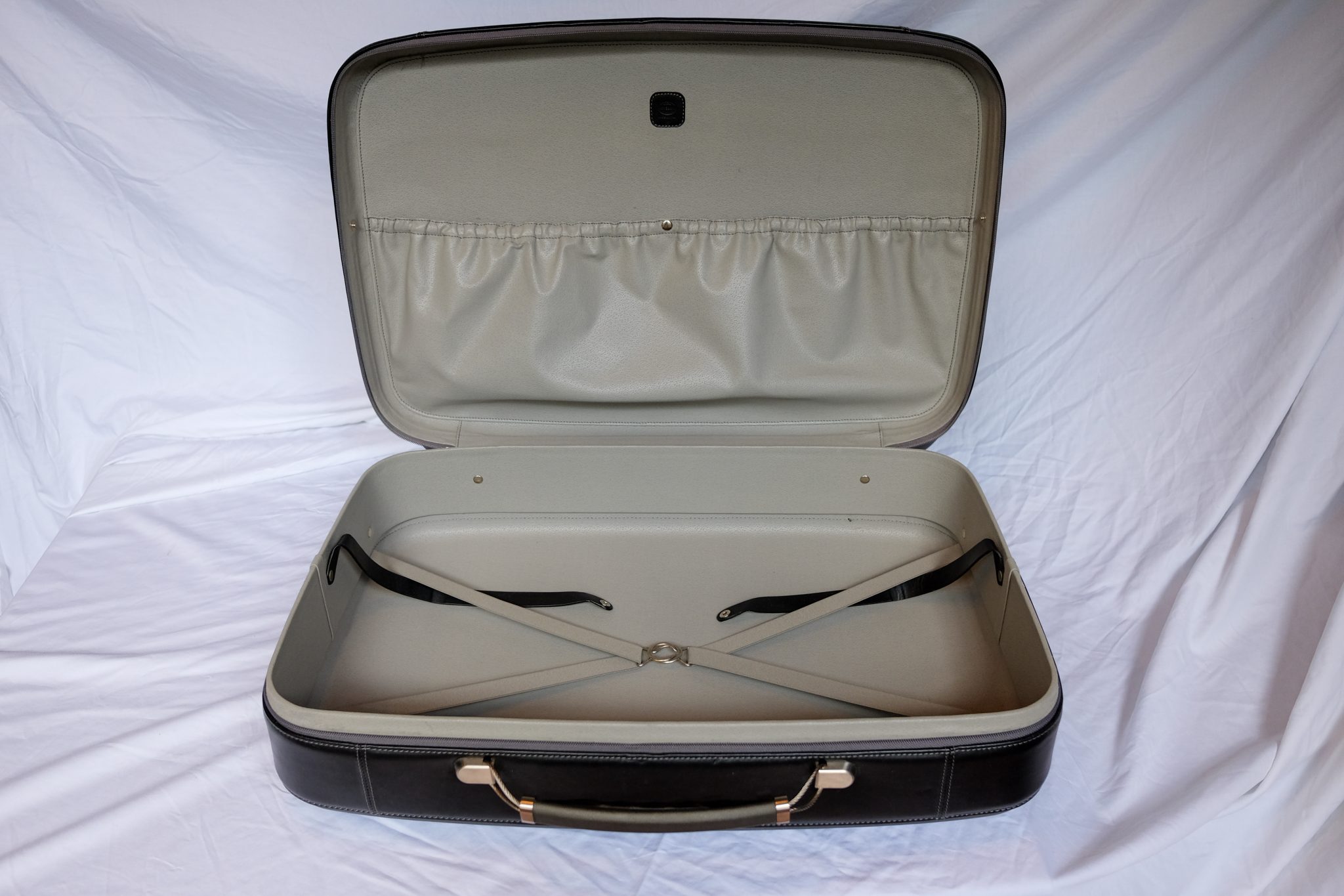 Ferrari 360 Challenge Stradale Luggage by Schedoni - Image 2