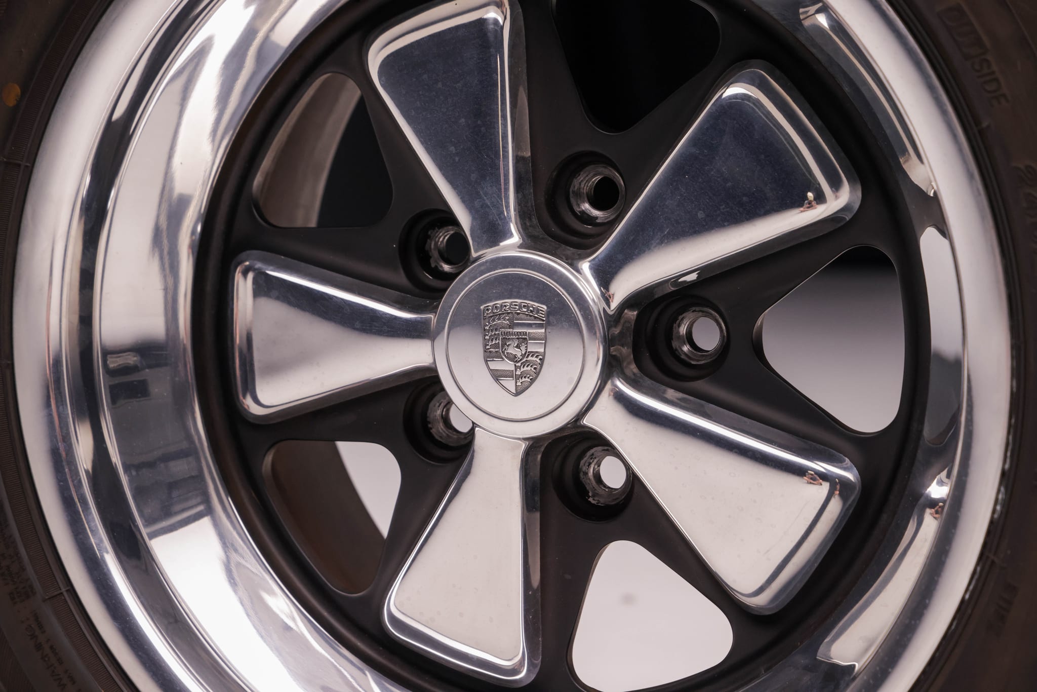 16×7” and 16×9” Fuchs Wheels for Porsche 911 - Image 3