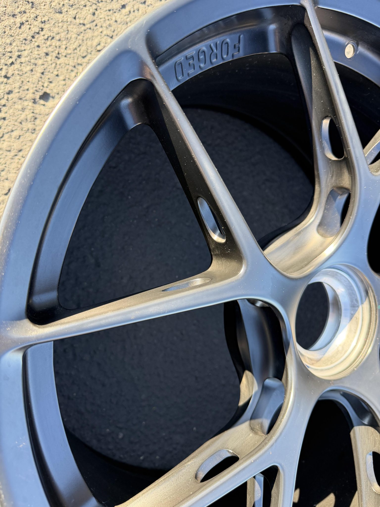 20×9.5″ and 21×12.5″ BBS FI-R Center-Lock Wheels for Porsche - Image 6