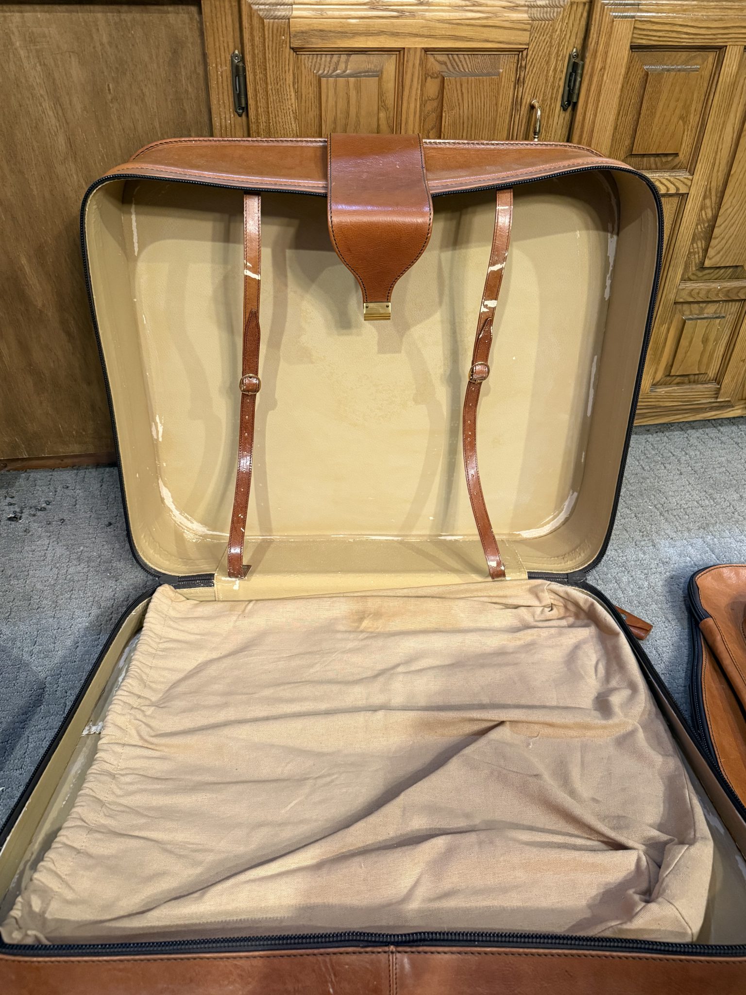 Five-Piece Ferrari 348 Luggage Set by Schedoni - Image 2