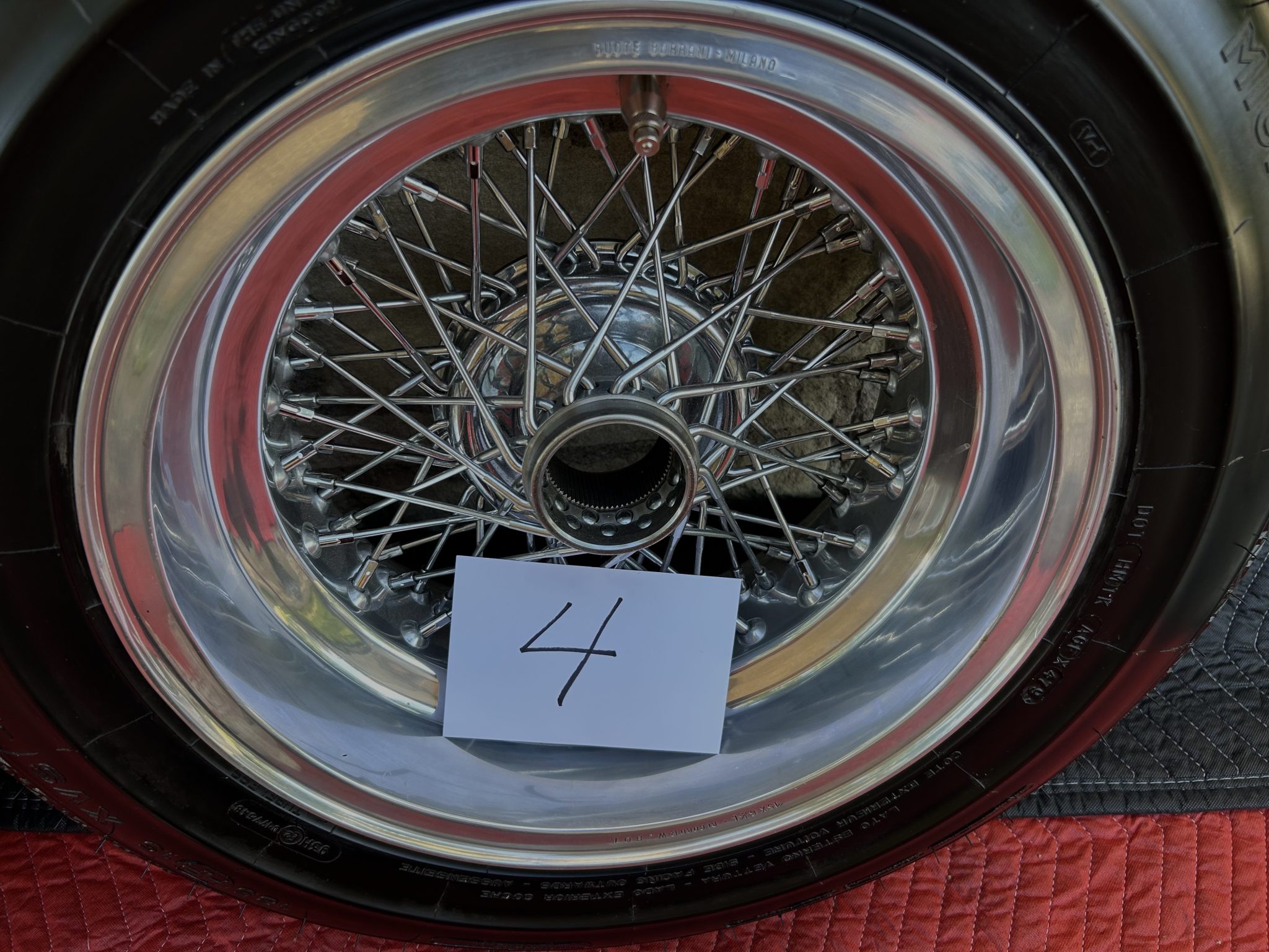 15×6.5″ Ruote Borrani Wire Wheels for Ferrari - Image 3