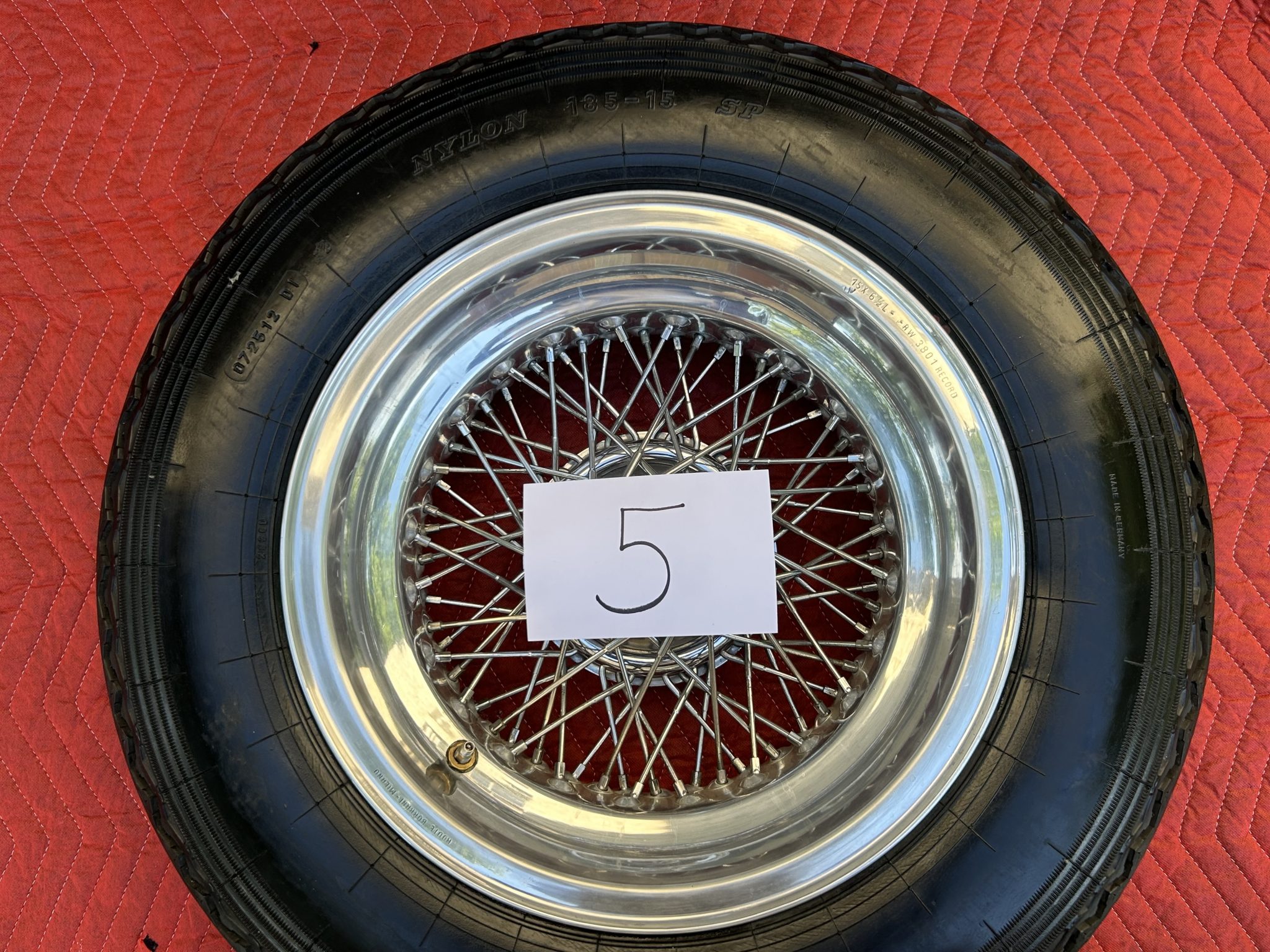 15×6.5″ Ruote Borrani Wire Wheels for Ferrari - Image 2