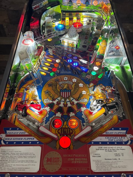 Data East Secret Service Pinball Machine - Image 5