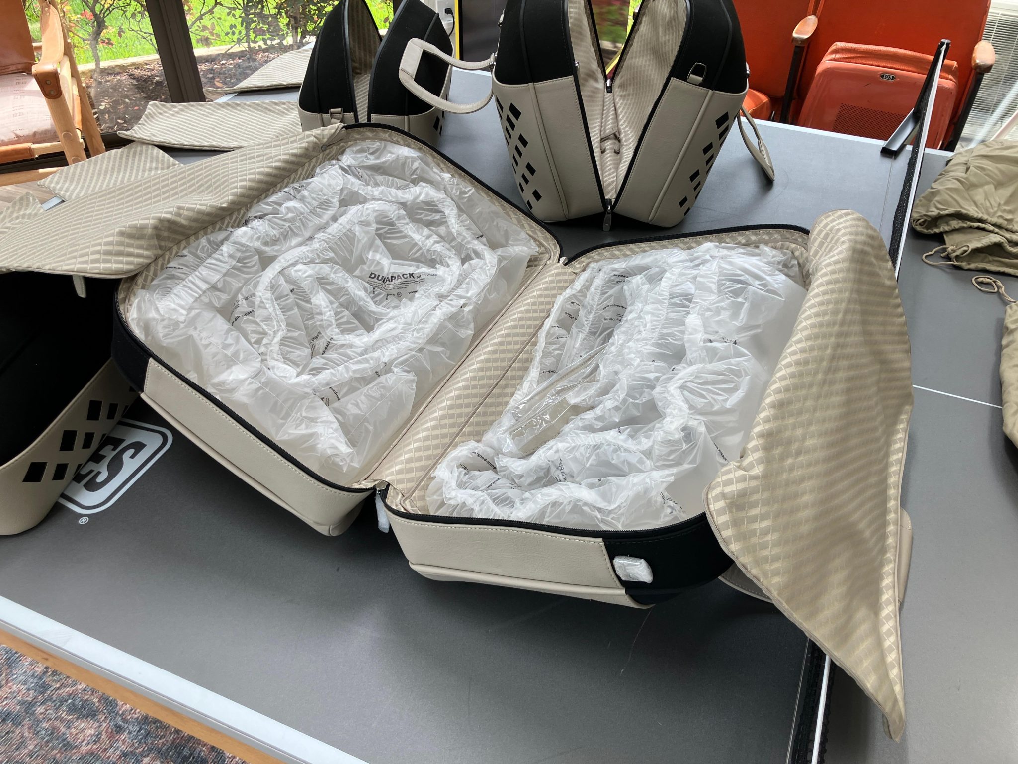 Four-Piece Bentley Grand Tour Luggage Set - Image 3