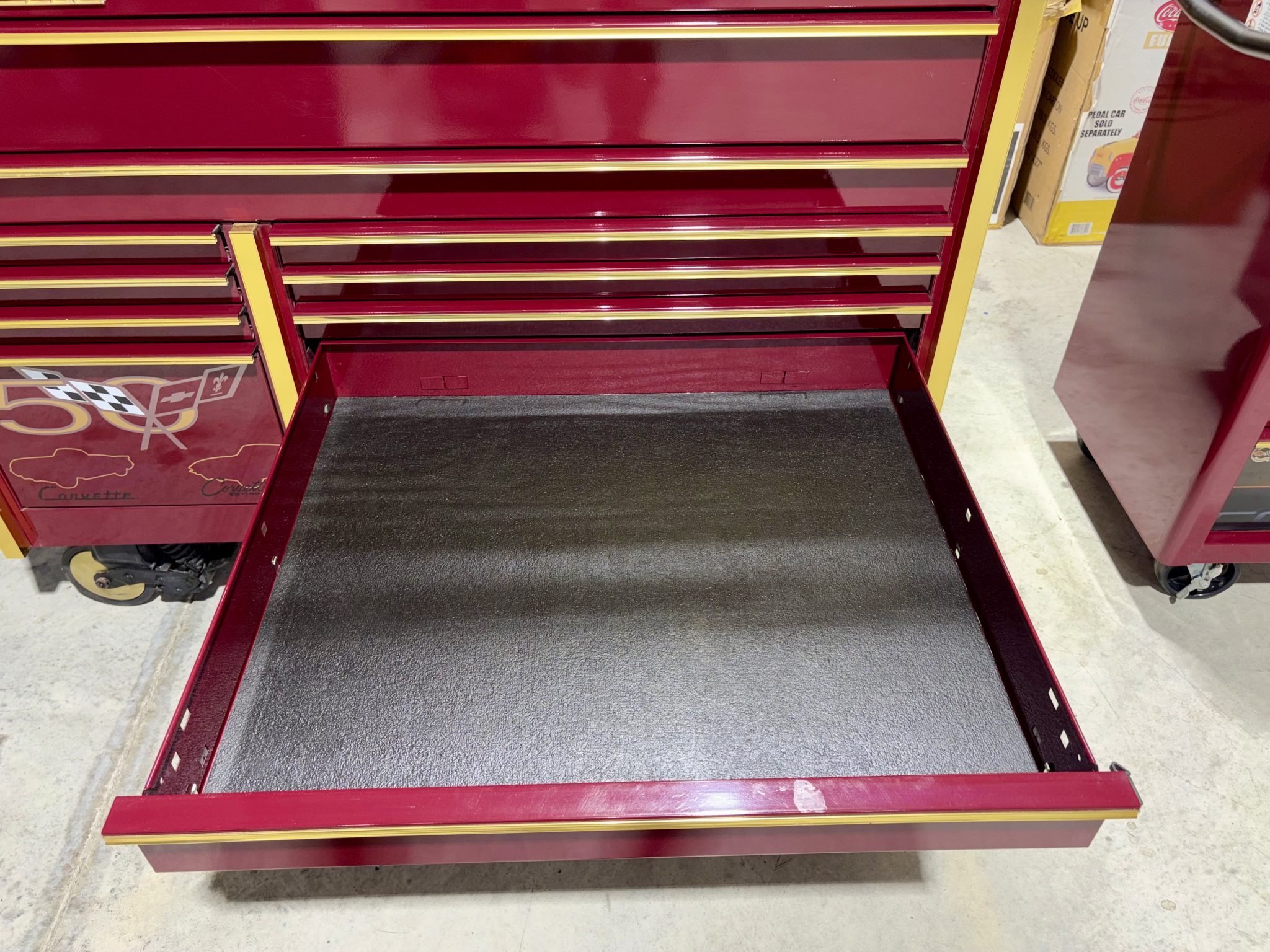 Corvette 50th Anniversary Tool Trolleys by Snap-on - Image 3