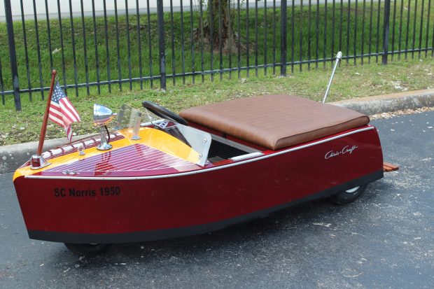 Chris-Craft–Style Electric Golf Cart - Image 5