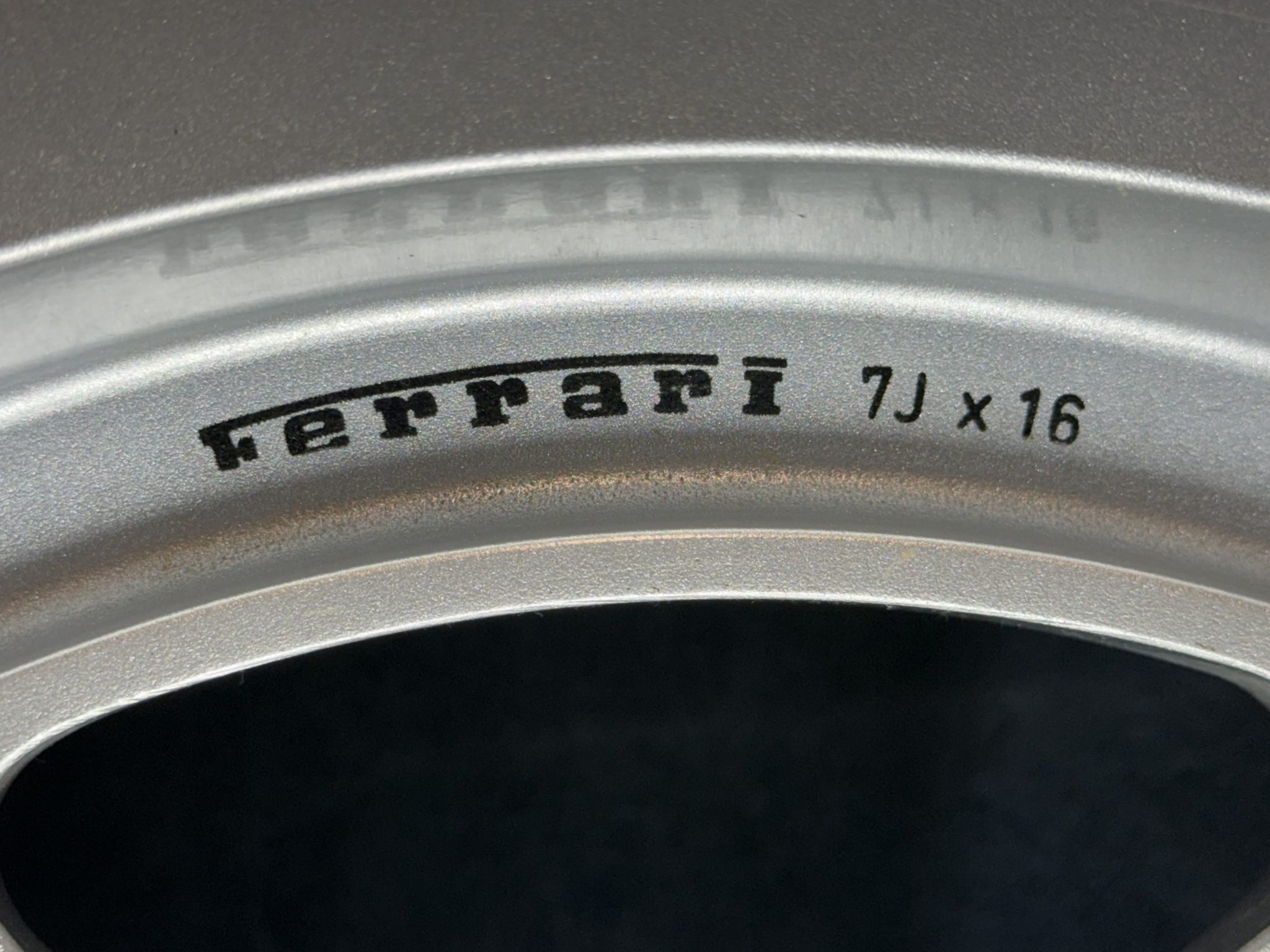 16×7″ and 16×8″ Cromodora Wheels for Ferrari 308 Quattrovalvole - Image 2