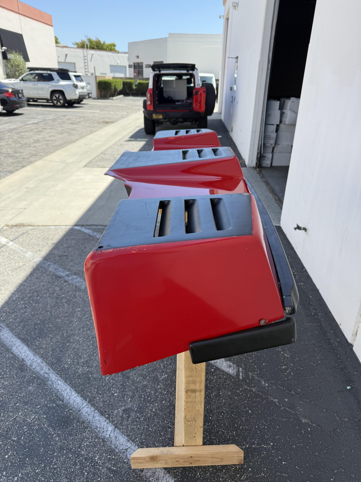 Ferrari F40 Rear Bumper - Image 2