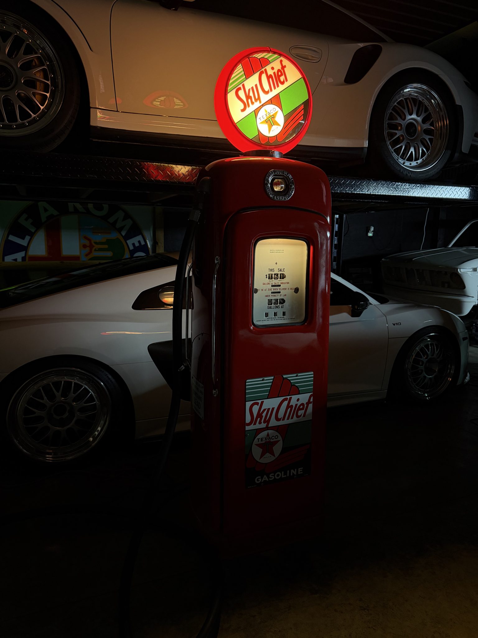 Texaco-Branded Wayne/Martin & Schwartz Model 80 Gas Pump - Image 2