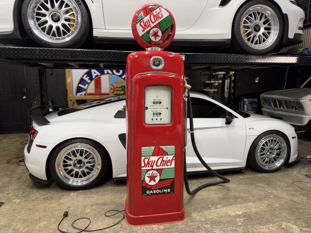 Texaco-Branded Wayne/Martin & Schwartz Model 80 Gas Pump - Image 3