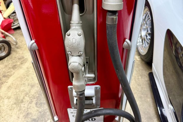 Mobilgas-Branded Wayne/Martin Schwartz Model 80 Gas Pump - Image 5