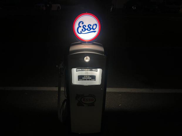 Esso-Branded Bennett Model 966 Gas Pump - Image 4