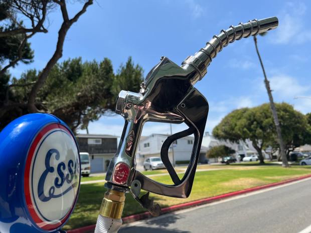 Esso-Branded Bennett Model 966 Gas Pump - Image 2