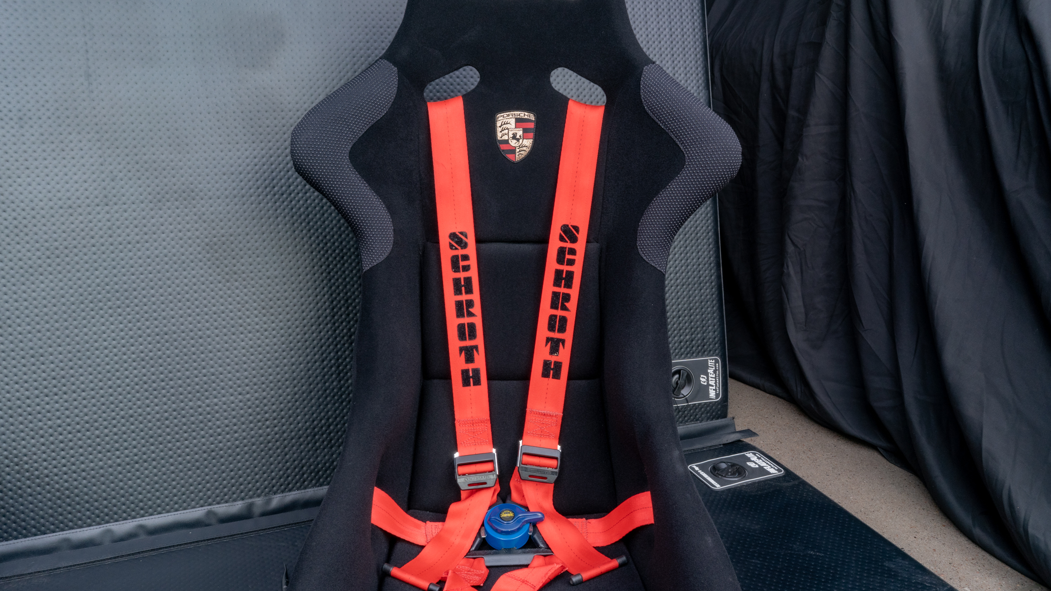 Recaro Profischale GF-UP 964 Cup Seats - Image 2