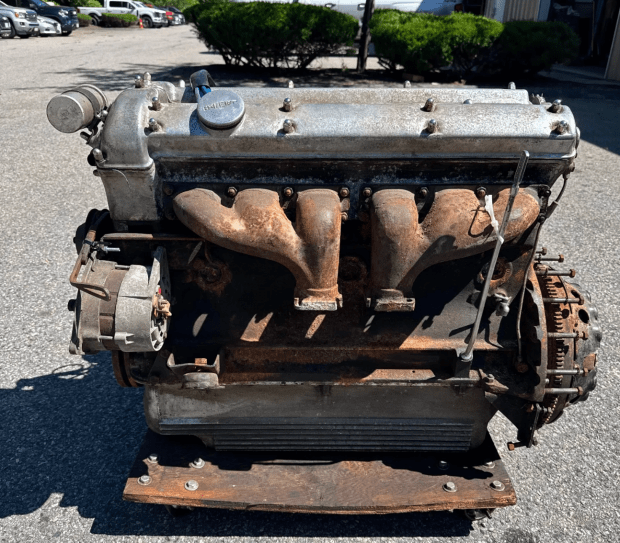 Jaguar XKE Series 1 4.2 Engine - Image 3