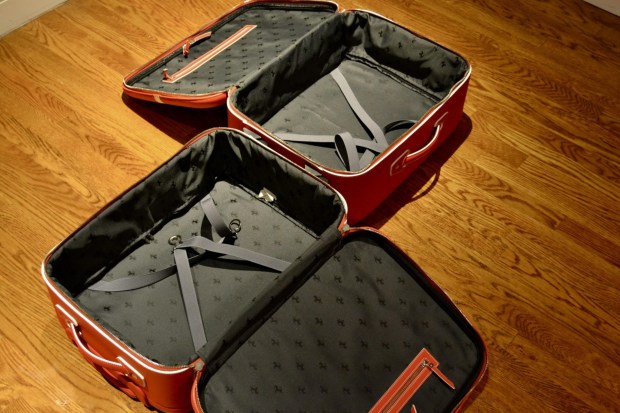 Five-Piece Ferrari 812 Superfast Luggage Set - Image 7