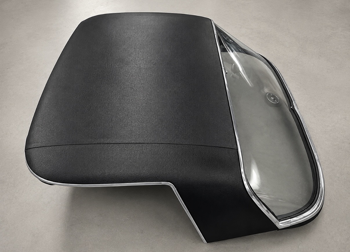 Vinyl-Covered Chevrolet Corvette C2 Removable Hardtop - Image 3