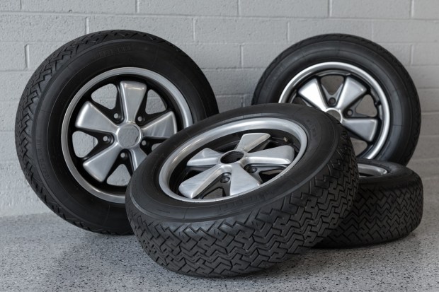15×6″ Fuchs Deep Six Wheels for Porsche - Image 5