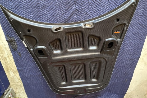 Porsche 991 Carbon-Fiber Hood - Image 5