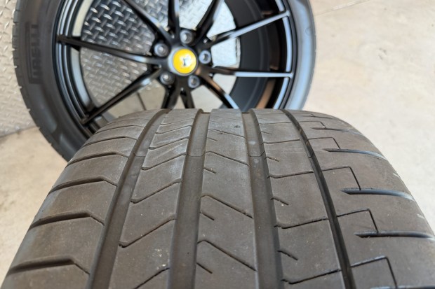 20×10″ and 20×11.5″ Forged Ferrari 812 Wheels - Image 6