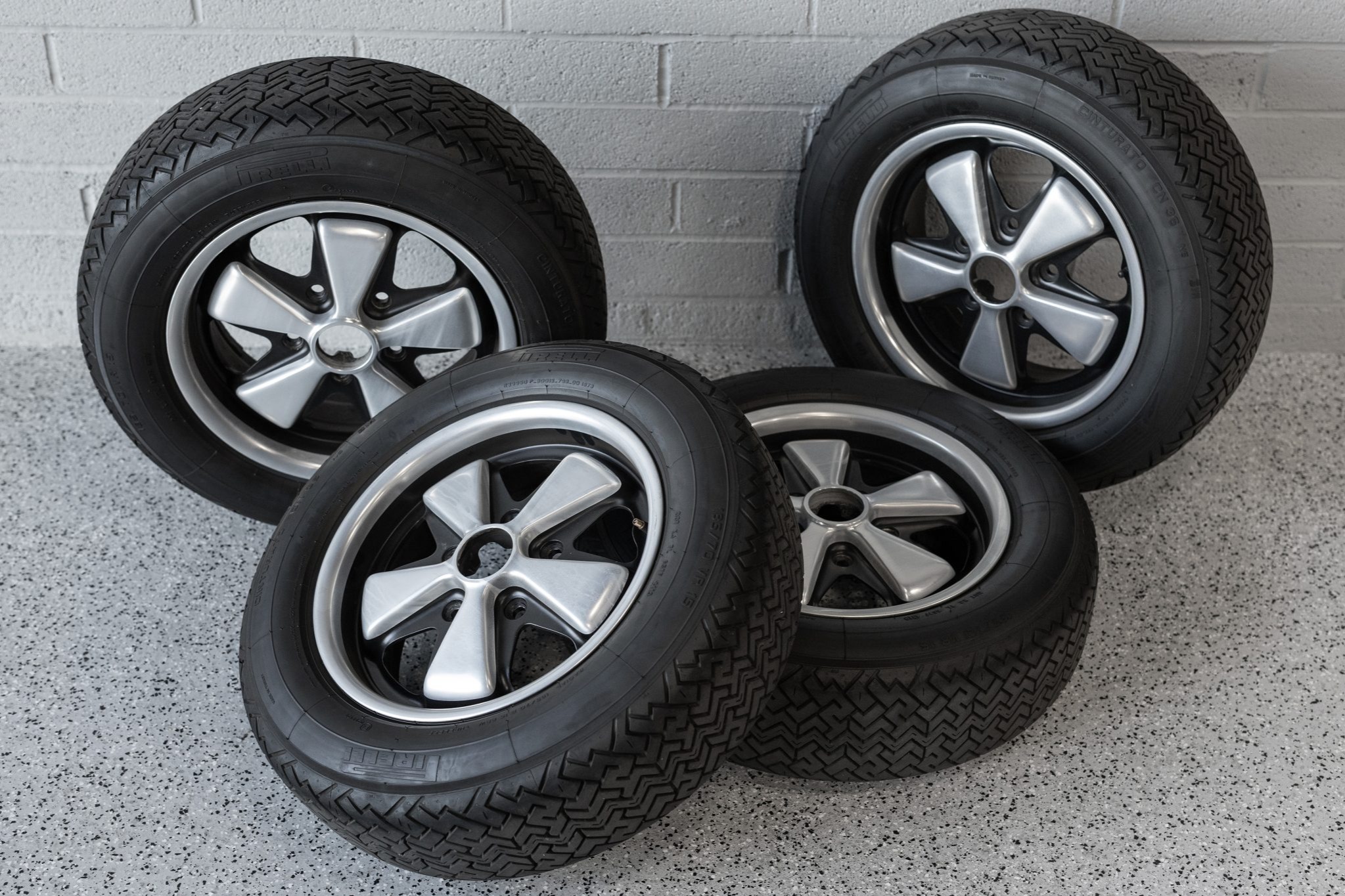 No Reserve: 15×6″ Fuchs Deep Six Wheels for Porsche
