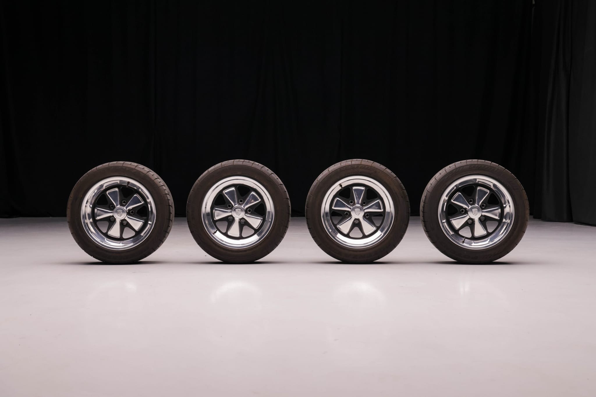 No Reserve: 16×7” and 16×9” Fuchs Wheels for Porsche 911
