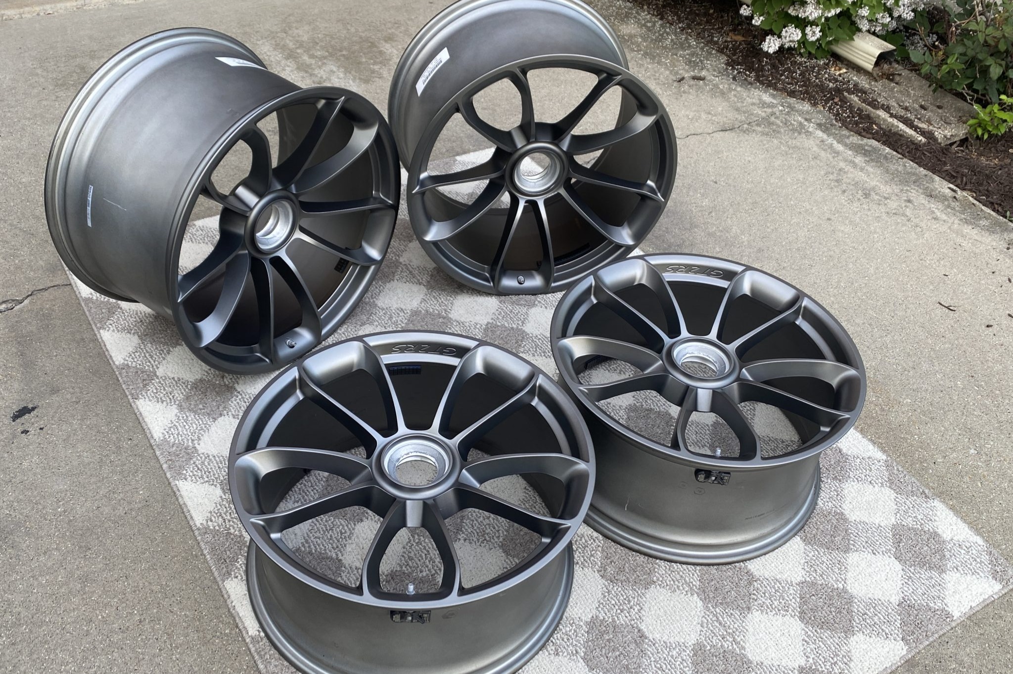 No Reserve: 20×9.5″ and 21×12.5″ Wheels for Porsche 911 GT2 RS