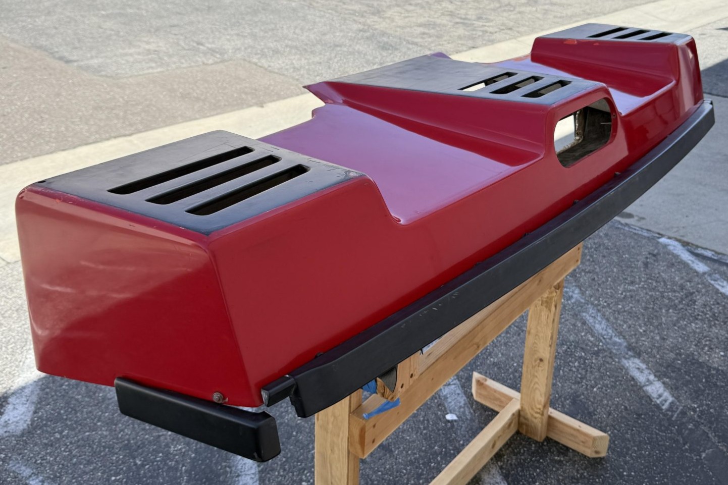 No Reserve: Ferrari F40 Rear Bumper