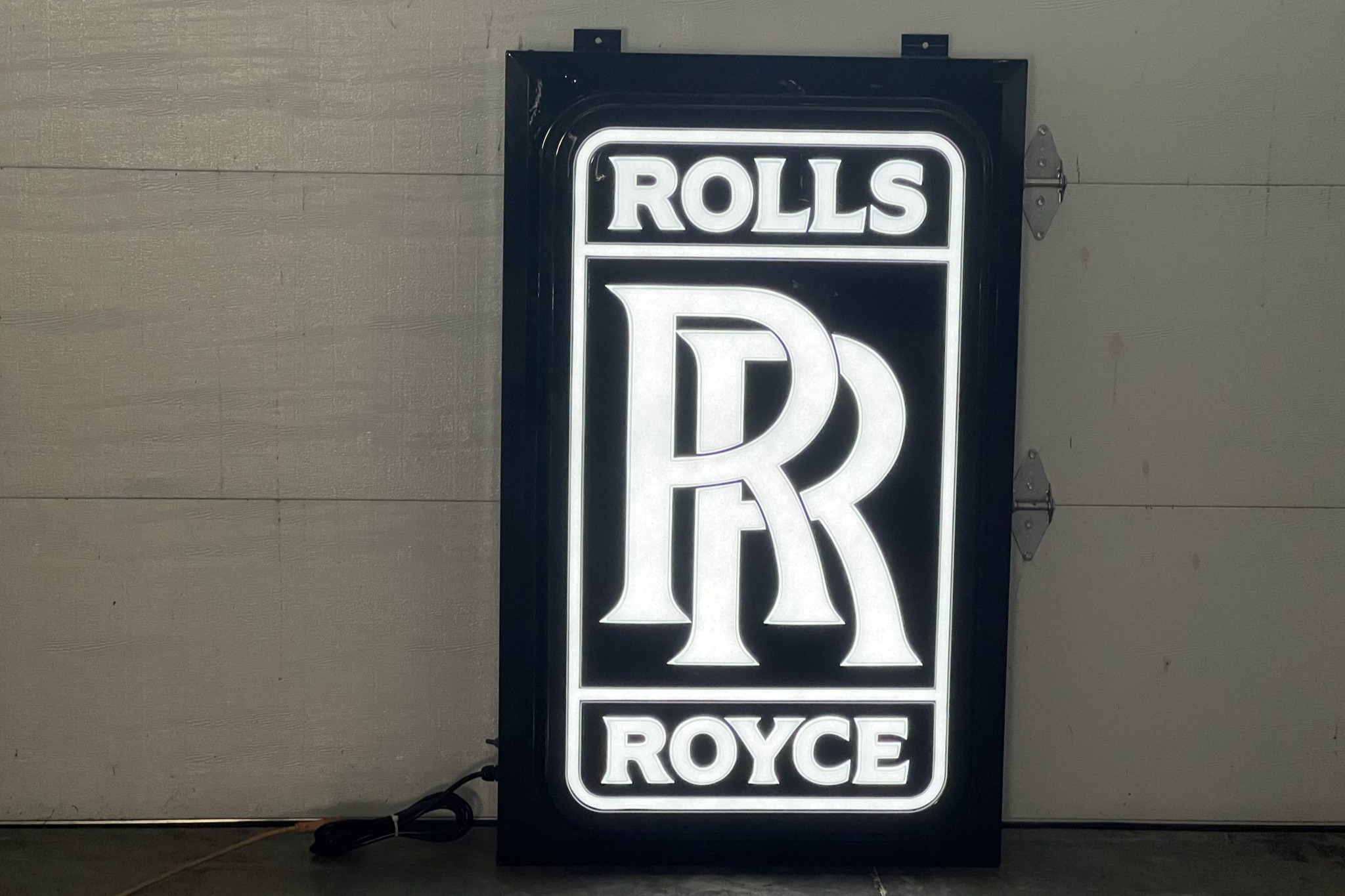No Reserve: Illuminated Rolls-Royce Sign