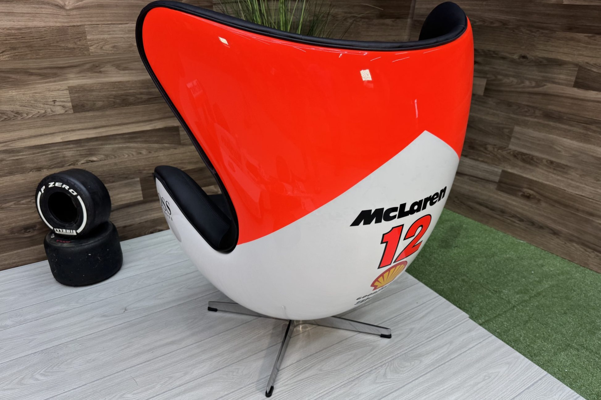 No Reserve: McLaren Marlboro-Style Livery Chair