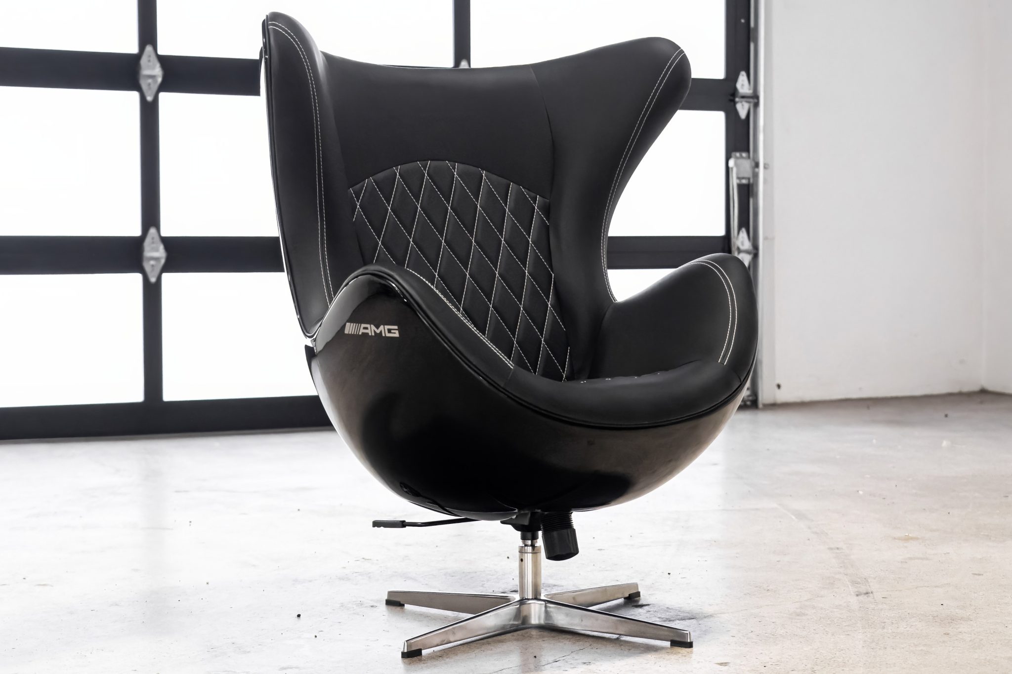 No Reserve: Mercedes-Benz AMG–Livery Chair