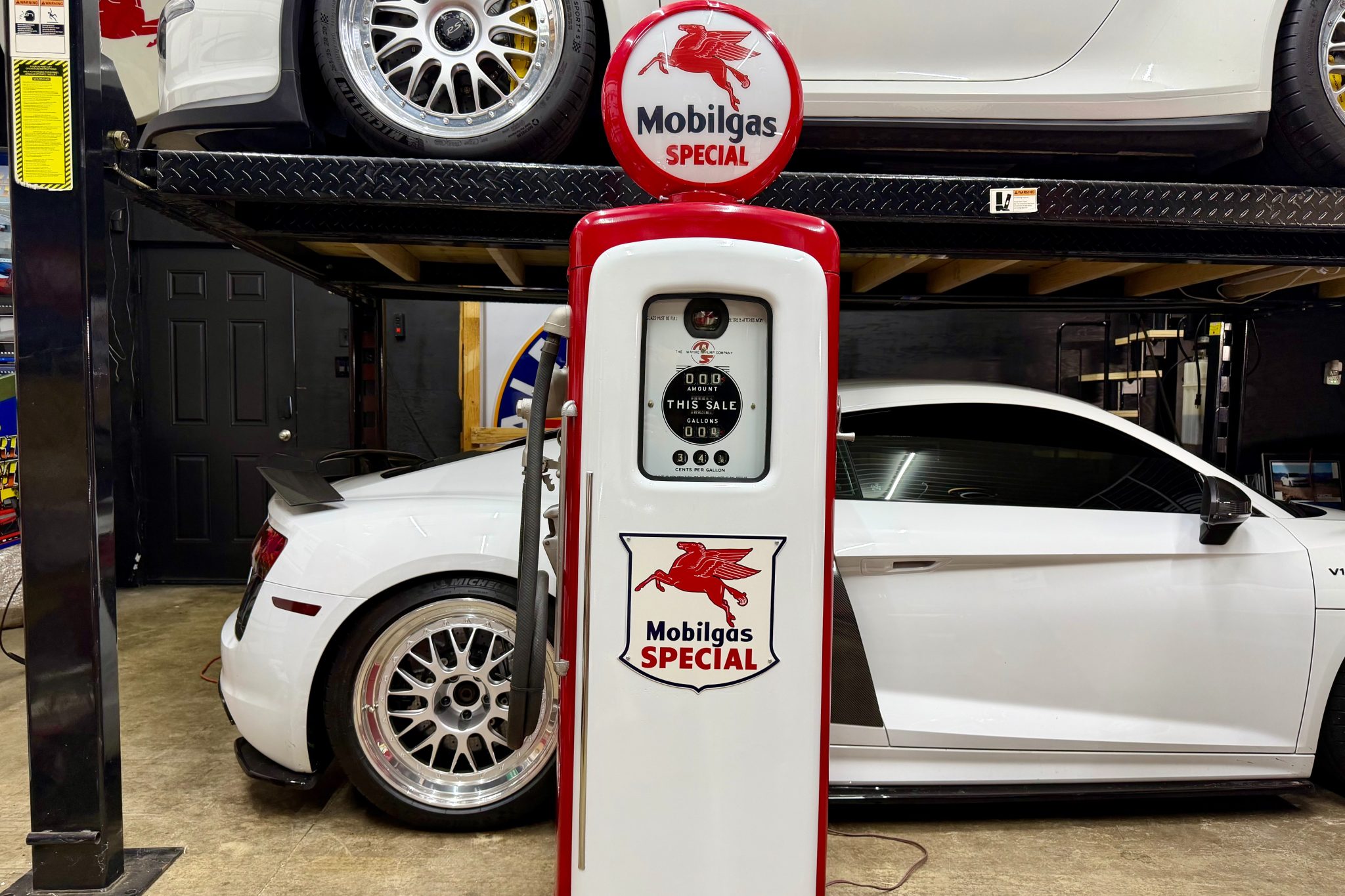 No Reserve: Mobilgas-Branded Wayne/Martin Schwartz Model 80 Gas Pump