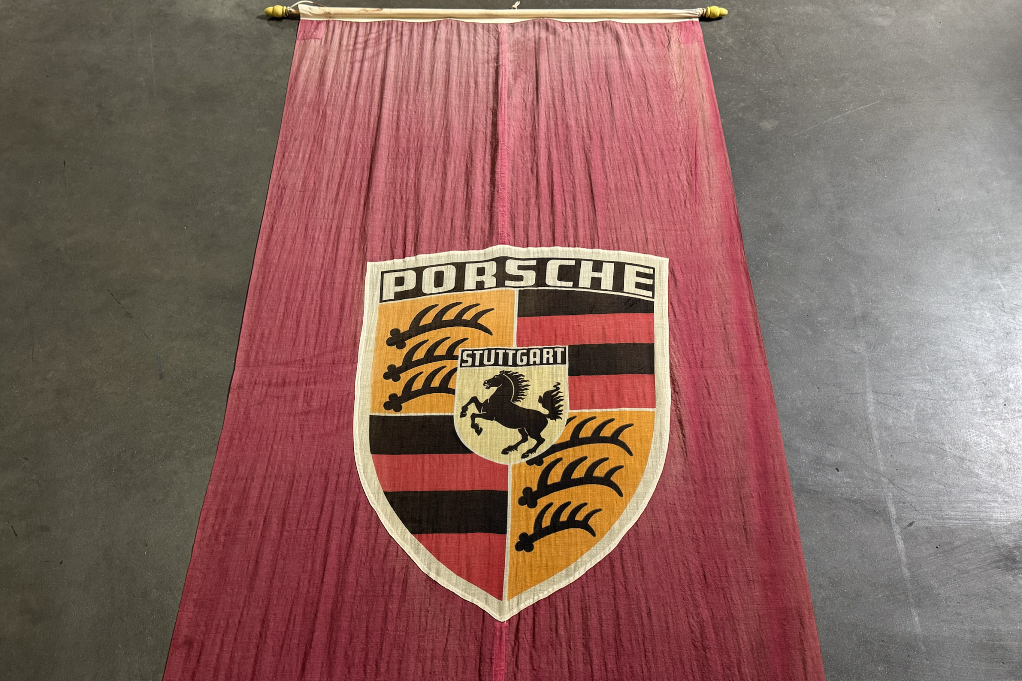 No Reserve: Porsche Banner by Bonner Fahnenfabrik