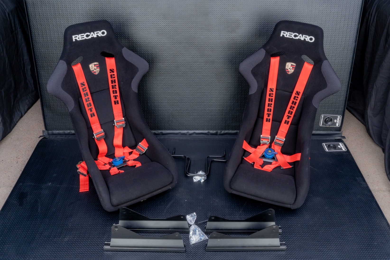 No Reserve: Recaro Profischale GF-UP 964 Cup Seats