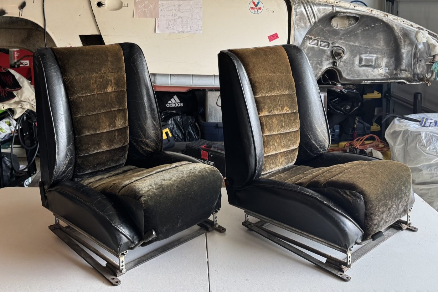 No Reserve: Recaro Sport Seats for Porsche 911 & 912