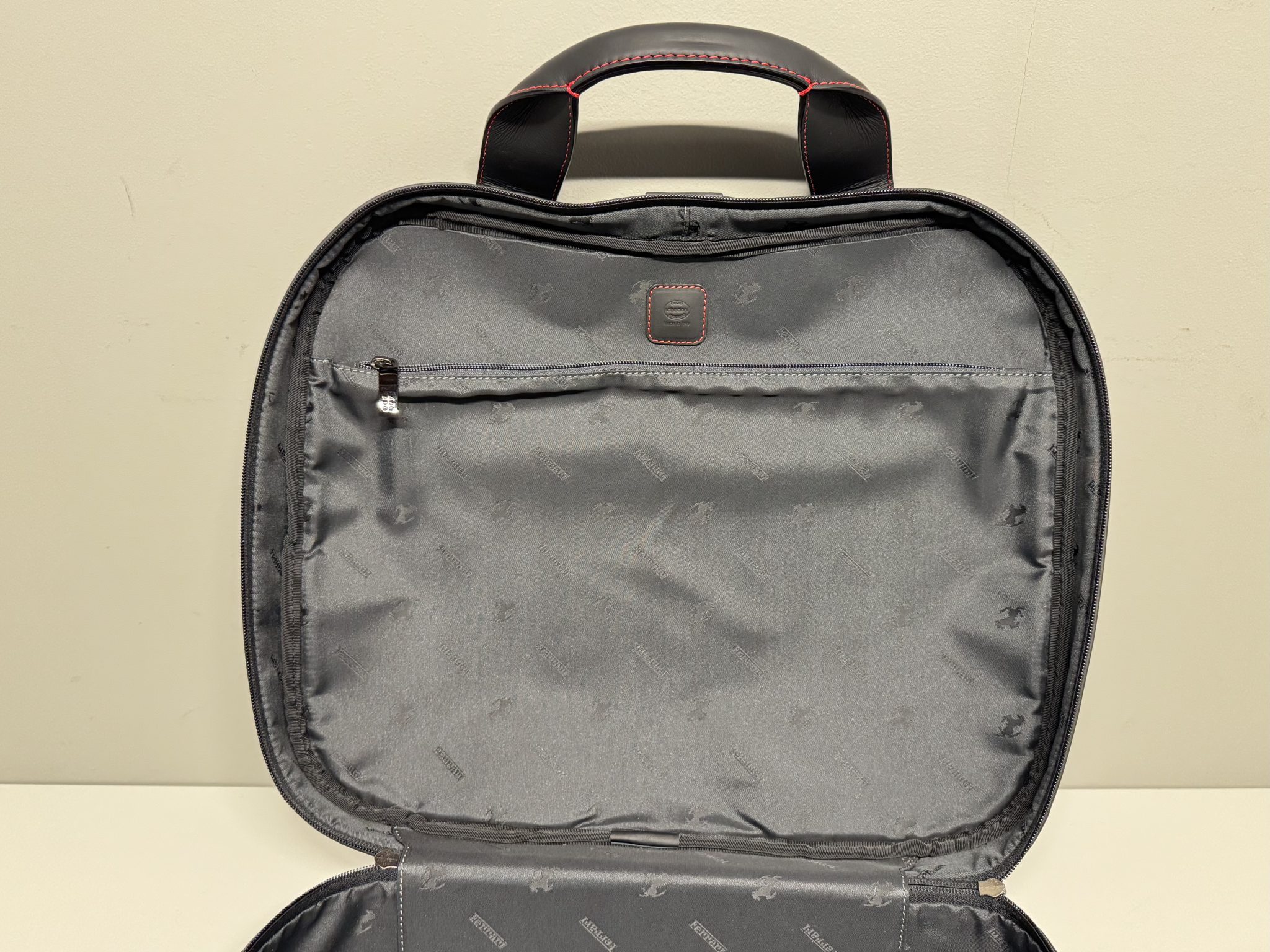 Three-Piece Ferrari 458 Italia Luggage Set by Schedoni - Image 2