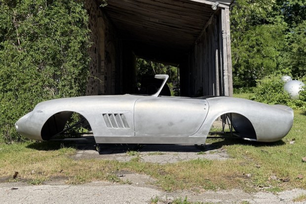 Ferrari 275 GTB/4S “N.A.R.T.” Spyder-Style Body - Image 3